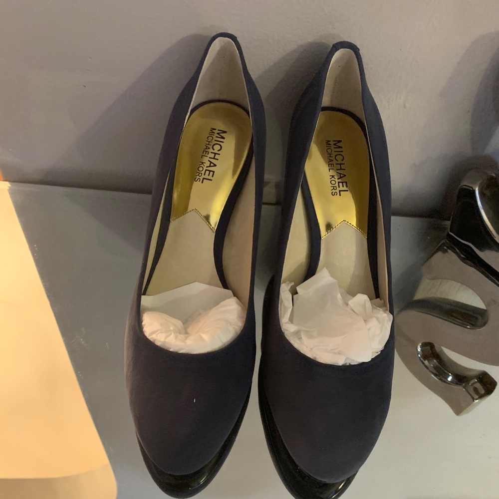 Navy Suede Michael Kors Flex Pumps